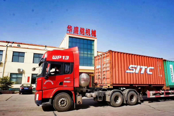 4PG0404四輥破碎機包裝發往青島港，出口埃及