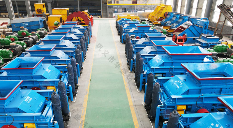 石頭粉碎成沙子機(jī)器--移動對輥制砂一體機(jī)報價高嗎